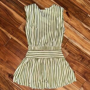 Women’s sleeveless 2 piece set, size M, green & cream stripe-like new